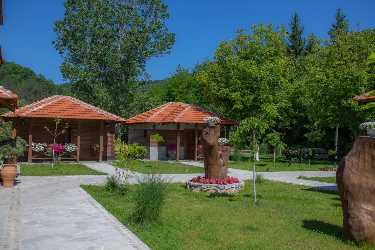 Etno Selo Svodje Appartement Vlasotince Buitenkant foto