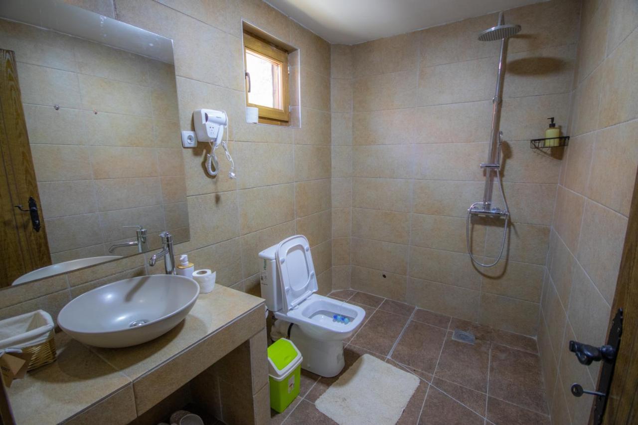 Etno Selo Svodje Appartement Vlasotince Buitenkant foto