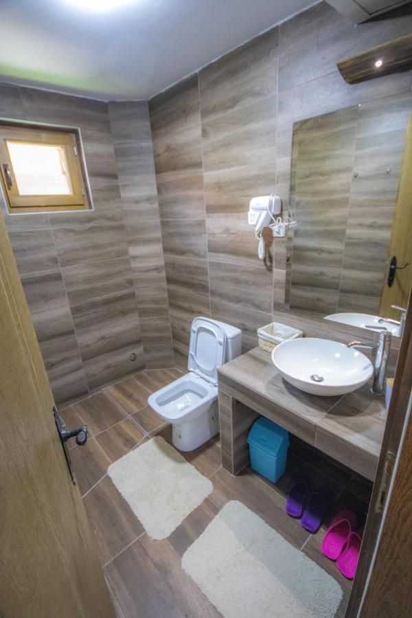 Etno Selo Svodje Appartement Vlasotince Buitenkant foto