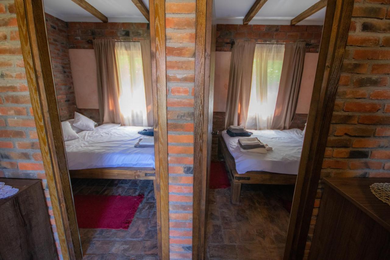 Etno Selo Svodje Appartement Vlasotince Buitenkant foto