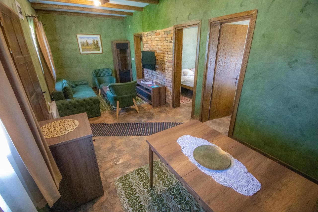 Etno Selo Svodje Appartement Vlasotince Buitenkant foto